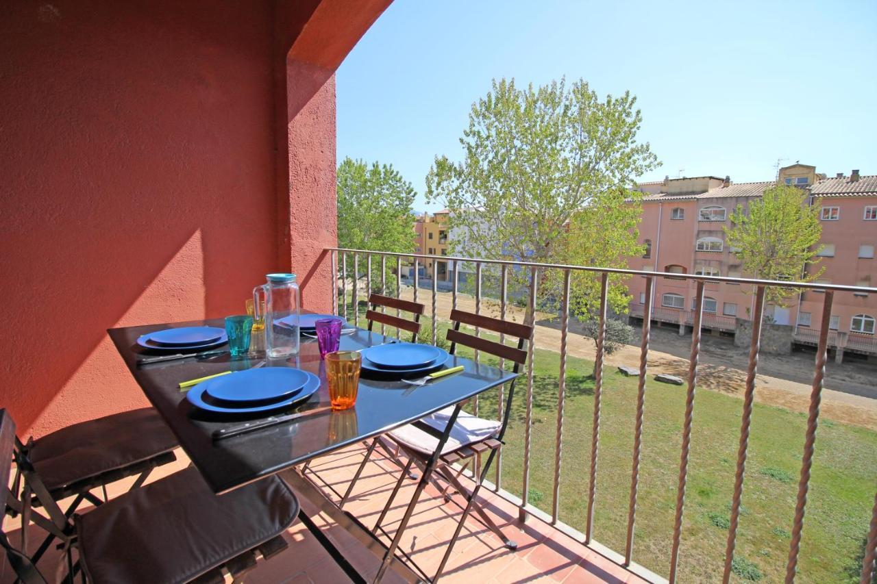 Basic Comfort Apartamento Gran Reserva Lluna 0053 艾姆布里亚布拉瓦 外观 照片